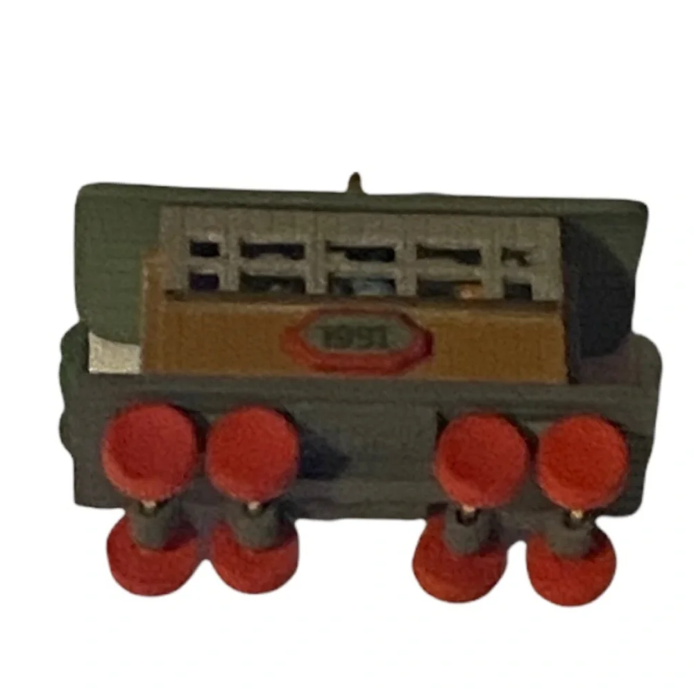 Noel RR 1991 Miniature Passenger Car Hallmark Keepsake Ornament New in box. - Picture 2 of 3